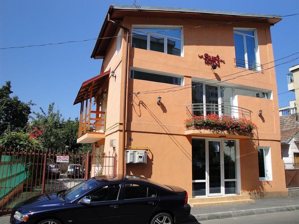 Suri Guesthouse Brasov Exterior photo
